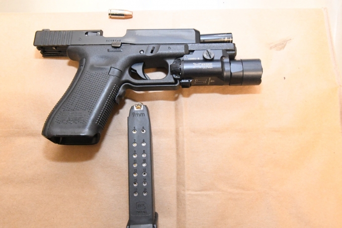Figure 6 - Cst Hovingh's pistol.