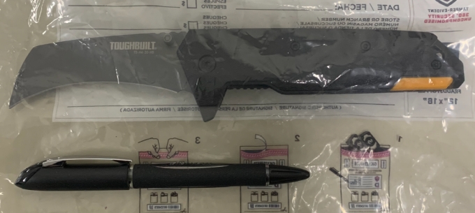 Figure 1 - The Complainant's knife